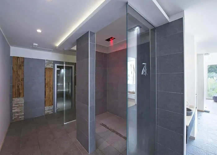 Отель Seven Park - Adults Only 4*