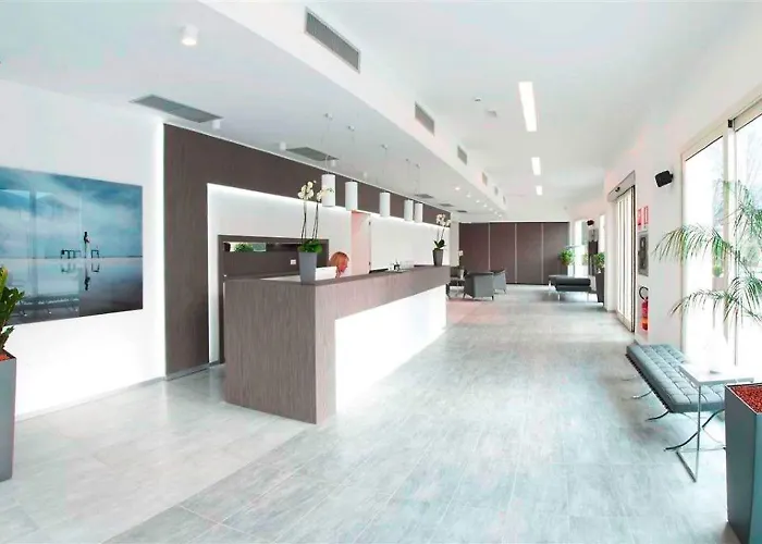 Отель Seven Park - Adults Only 4*