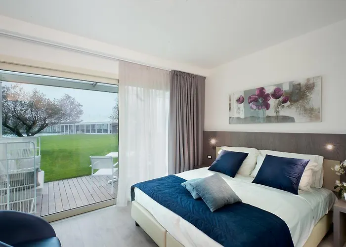 Seven Park - Adults Only Отель 4*