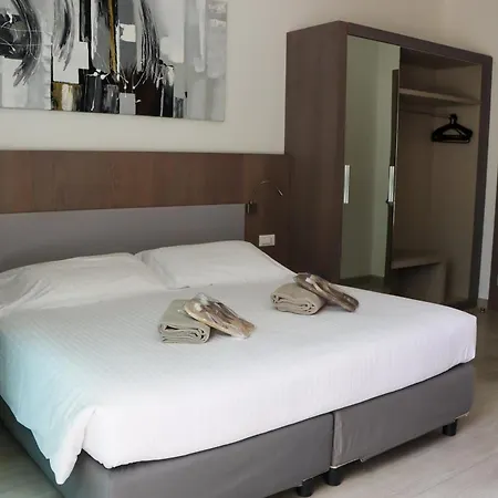 Seven Park - Adults Only