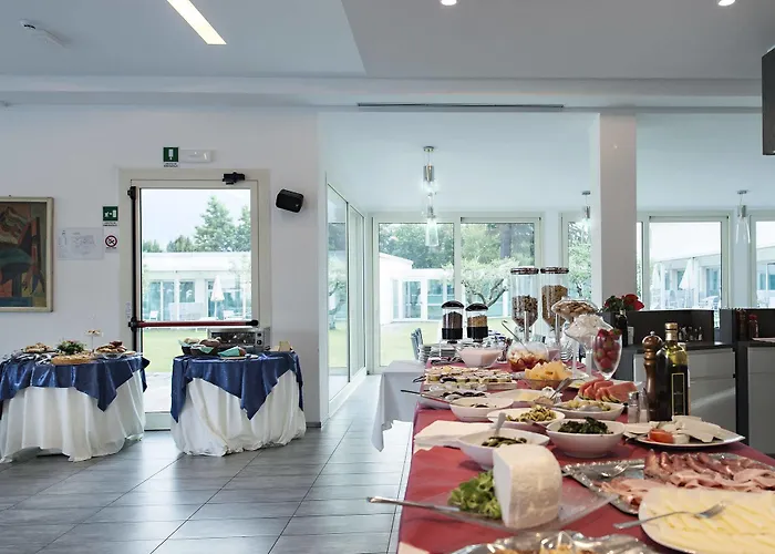 מלון Seven Park - Adults Only 4*
